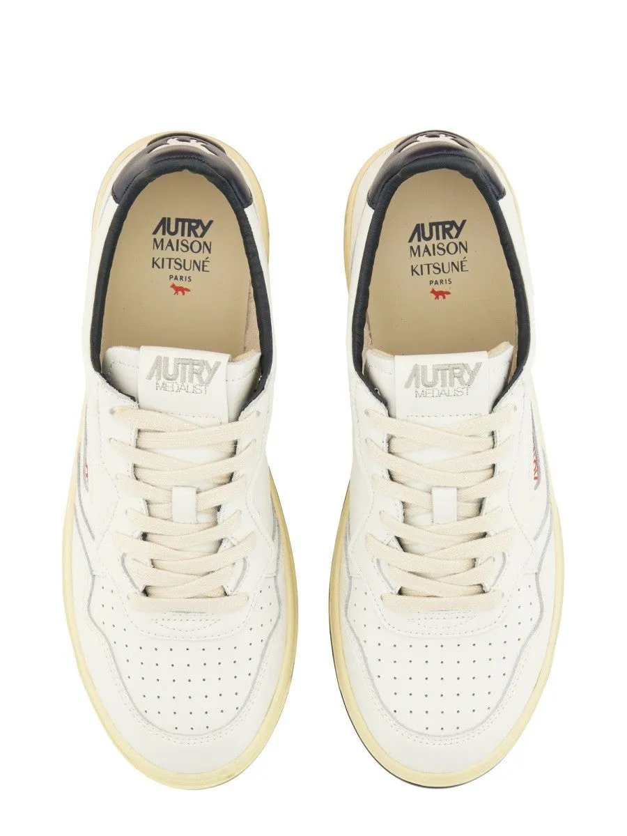 AUTRY X MAISON KITSUNÉ "MEDALIST" LOW SNEAKER sold by Siebentaschen product image thumbnail 5