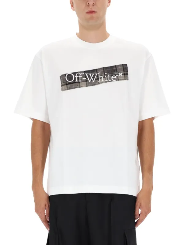 Off-white T-SHIRT WITH LOGO sold by Siebentaschen