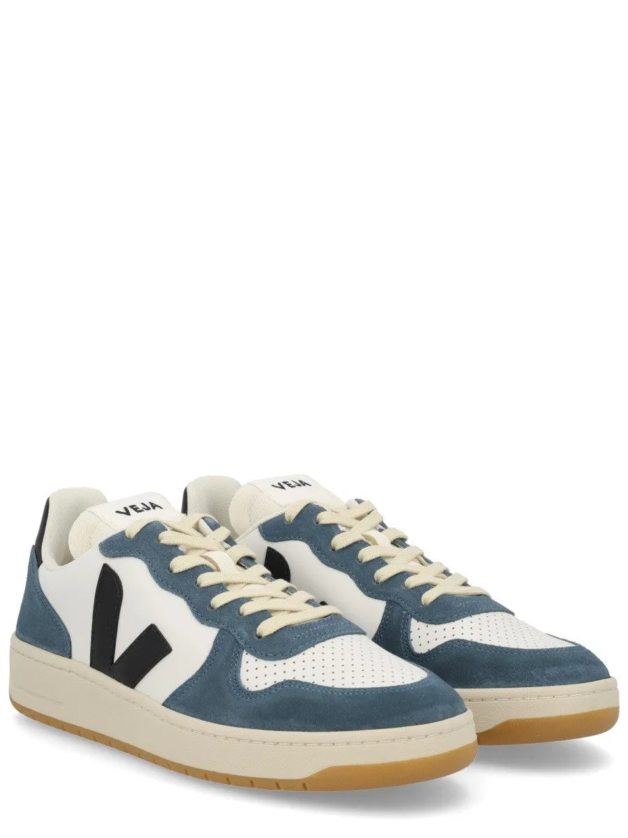 Veja SNEAKER "V-10" sold by Siebentaschen product image thumbnail 2
