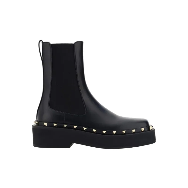 Valentino Garavani Rockstud M-Way Ankle Boots sold by Siebentaschen