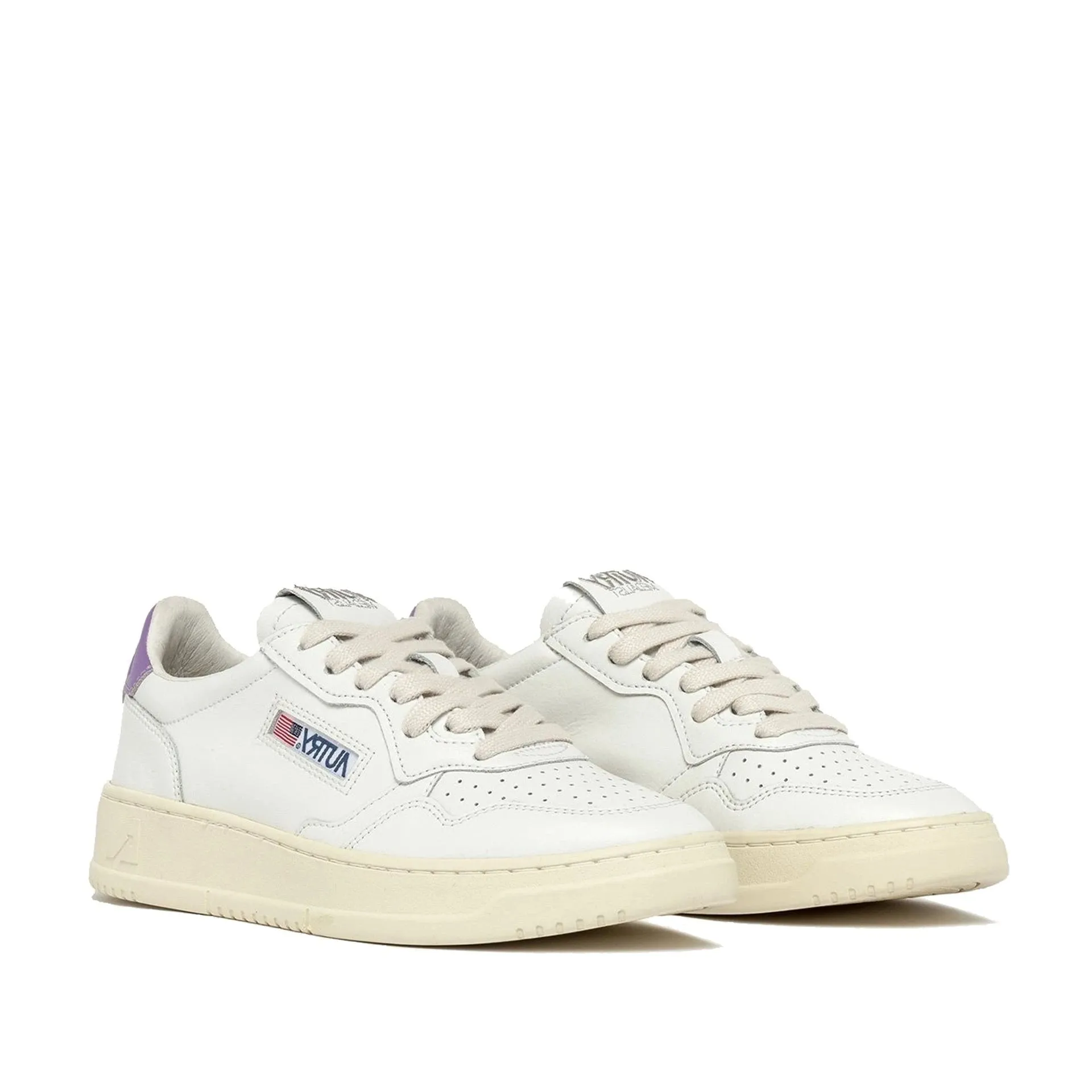 Autry Medalist leather sneakers sold by Siebentaschen product image thumbnail 2