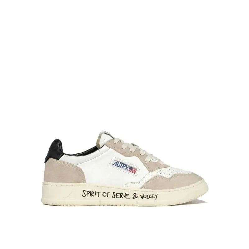 AUTRY MEDALIST LOW SNEAKERS sold by Siebentaschen