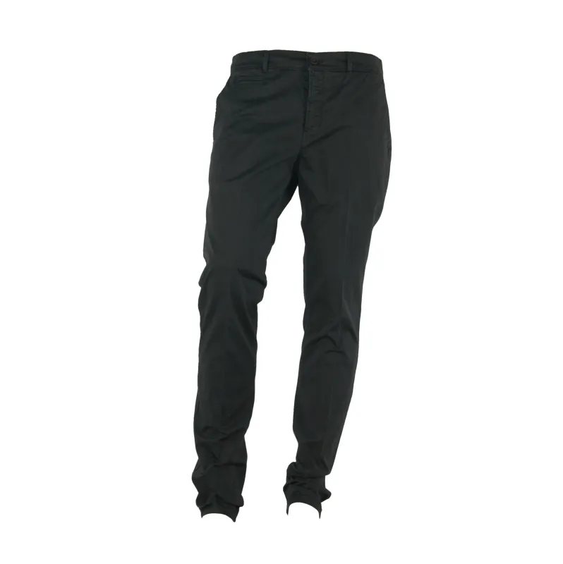 100% Milano Trousers Black Man sold by Siebentaschen