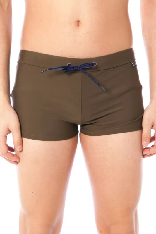 DATCH COSTUME PARTS UNDER GREEN MAN sold by Siebentaschen