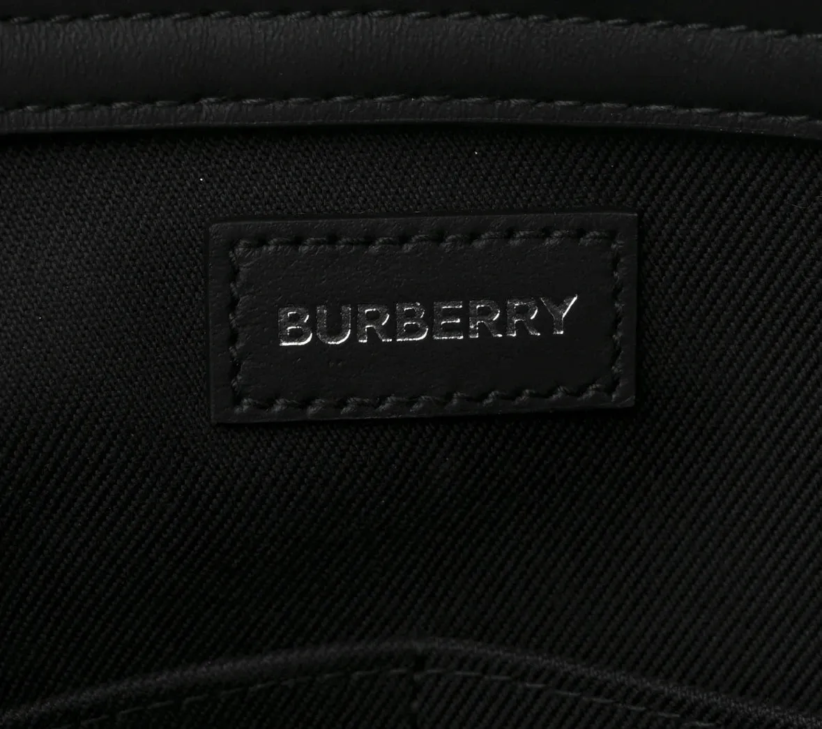 Burberry Handbags Beige Woman sold by Siebentaschen product image thumbnail 5