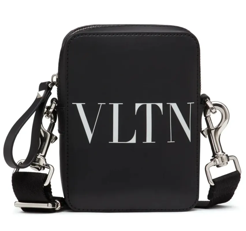 Valentino Garavani Man bags Black Man sold by Siebentaschen