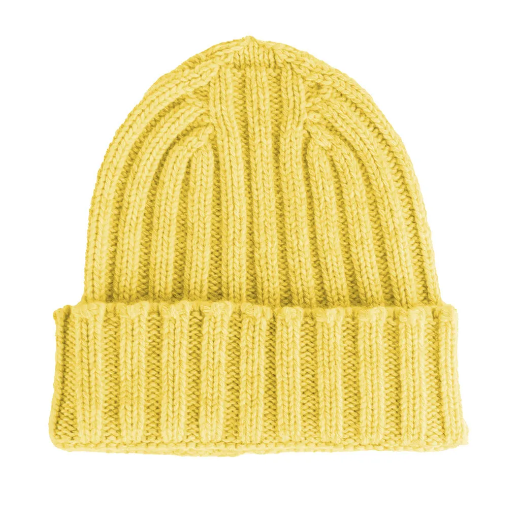 100% cashmere English knit hat yellow sold by Siebentaschen