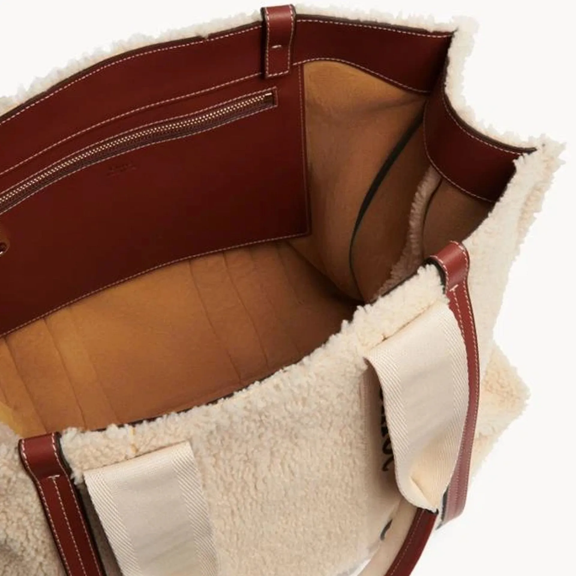 Chloé Woody Shearling Tote Bag sold by Siebentaschen product image thumbnail 2