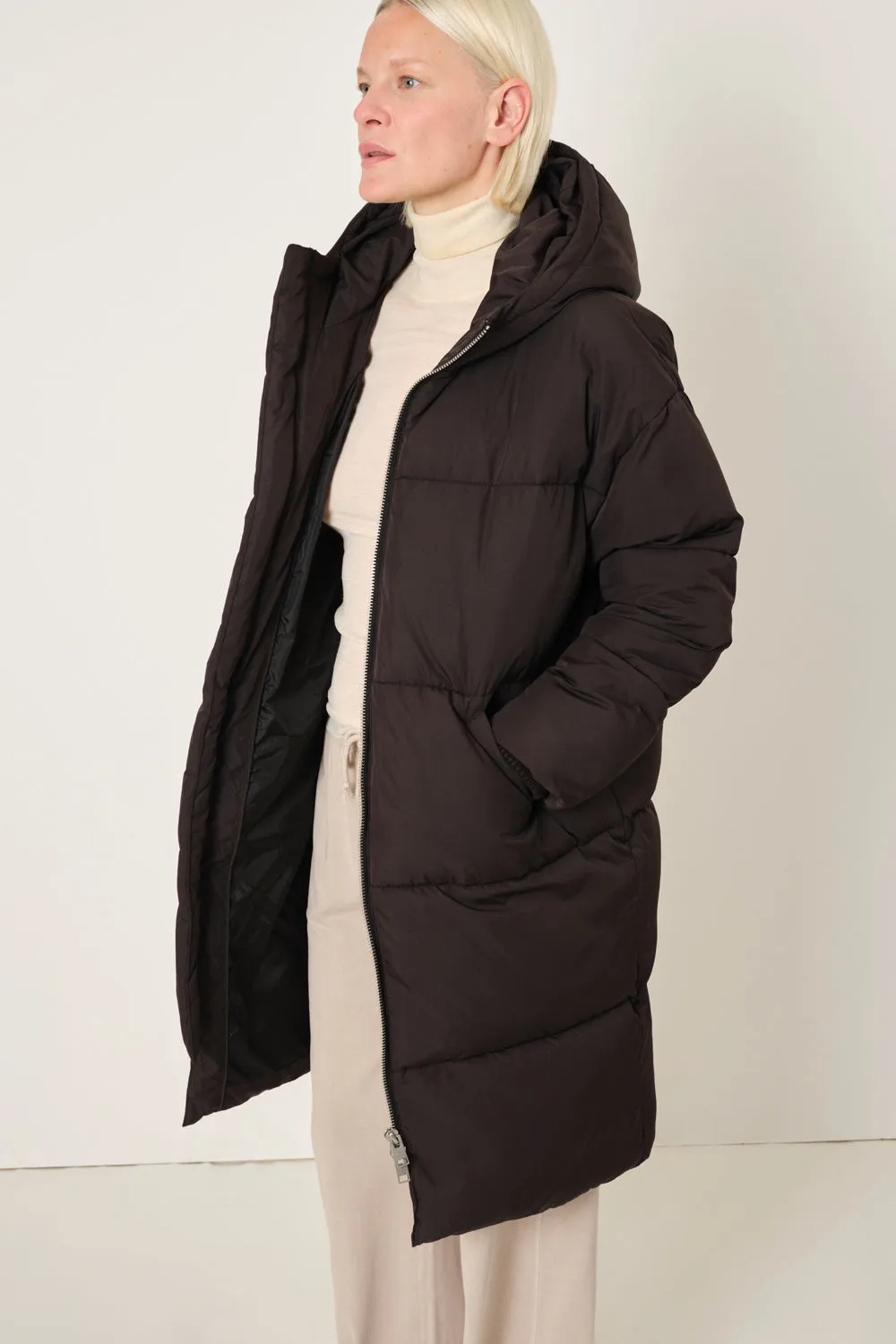 ELPHIN PUFFER COAT sold by Siebentaschen product image thumbnail 3
