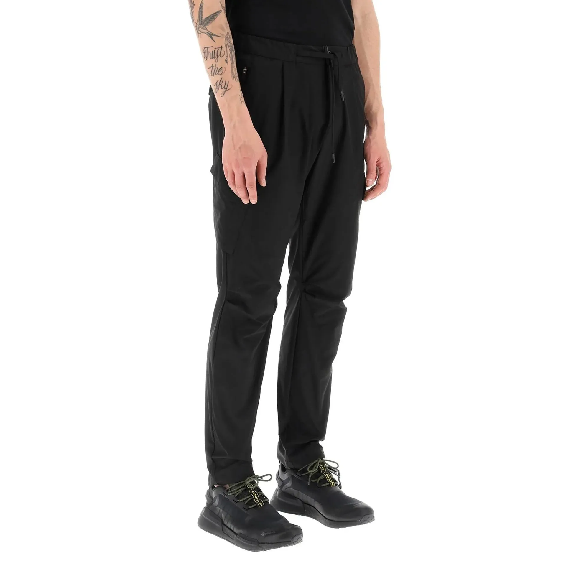 Herno Nylon Dive Cargo Pants sold by Siebentaschen product image thumbnail 2