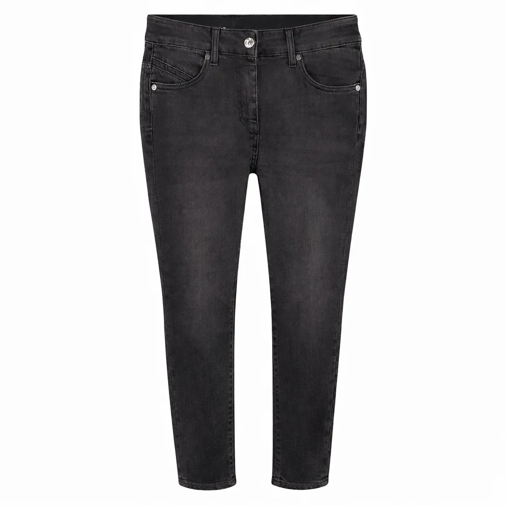 pantaloni neri sold by Siebentaschen