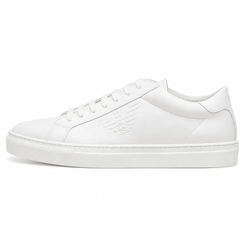 Emporio Armani Woman Sneaker Sneakers White made by Emporio Armani