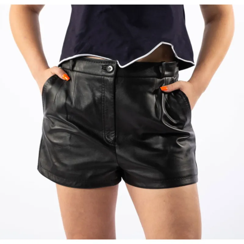 Dolce & Gabbana Woman Ftahpl Ful Shorts Black made by Dolce & Gabanna