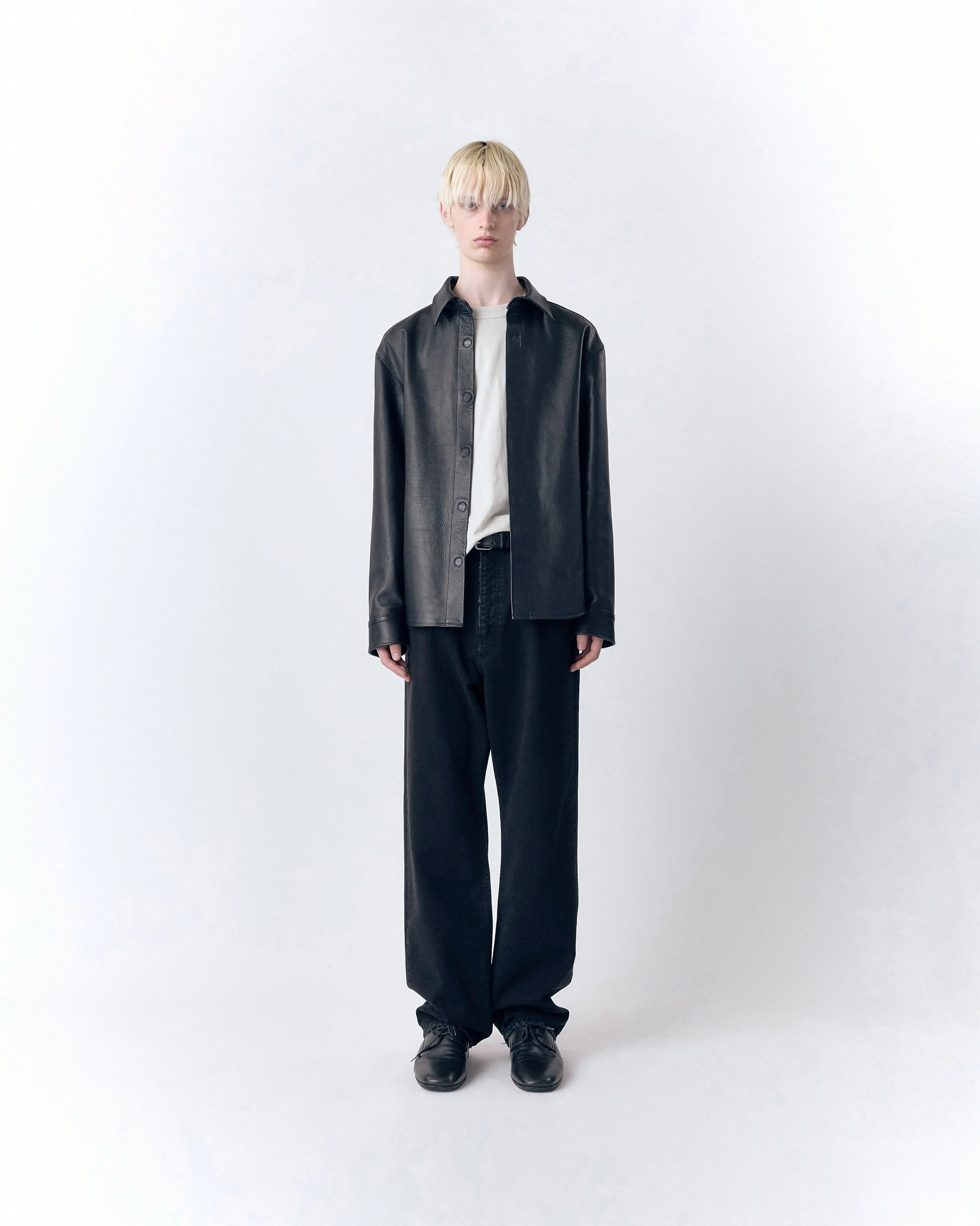 MILES RELAXED-FIT JEANS IN MUSOU BLACK sold by vuja dè product image thumbnail 4