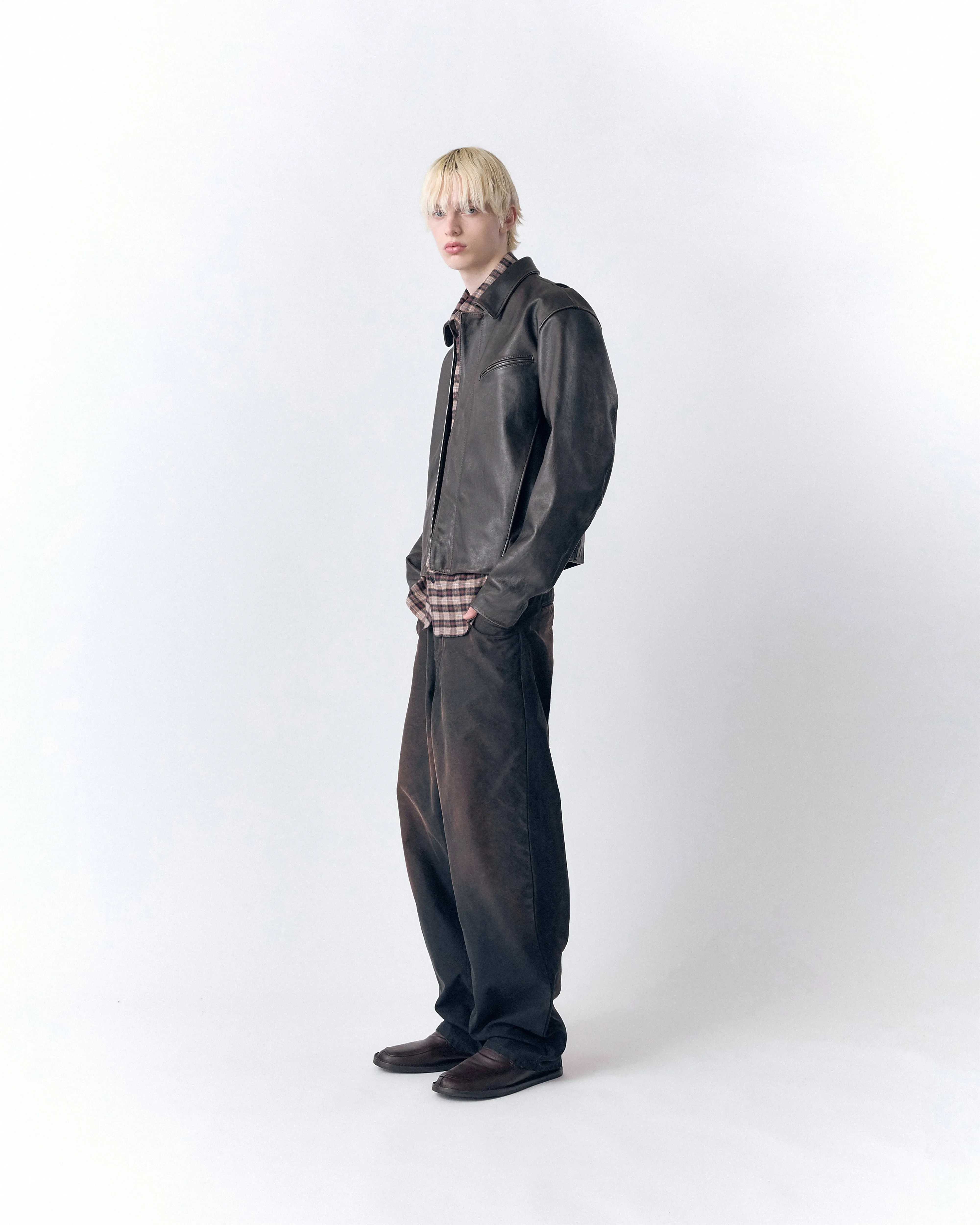 ANDRÉ SUNFADED CHINO PANTS IN ORGANIC COTTON sold by vuja dè product image thumbnail 5