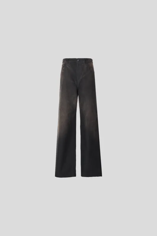 ANDRÉ SUNFADED CHINO PANTS IN ORGANIC COTTON sold by vuja dè