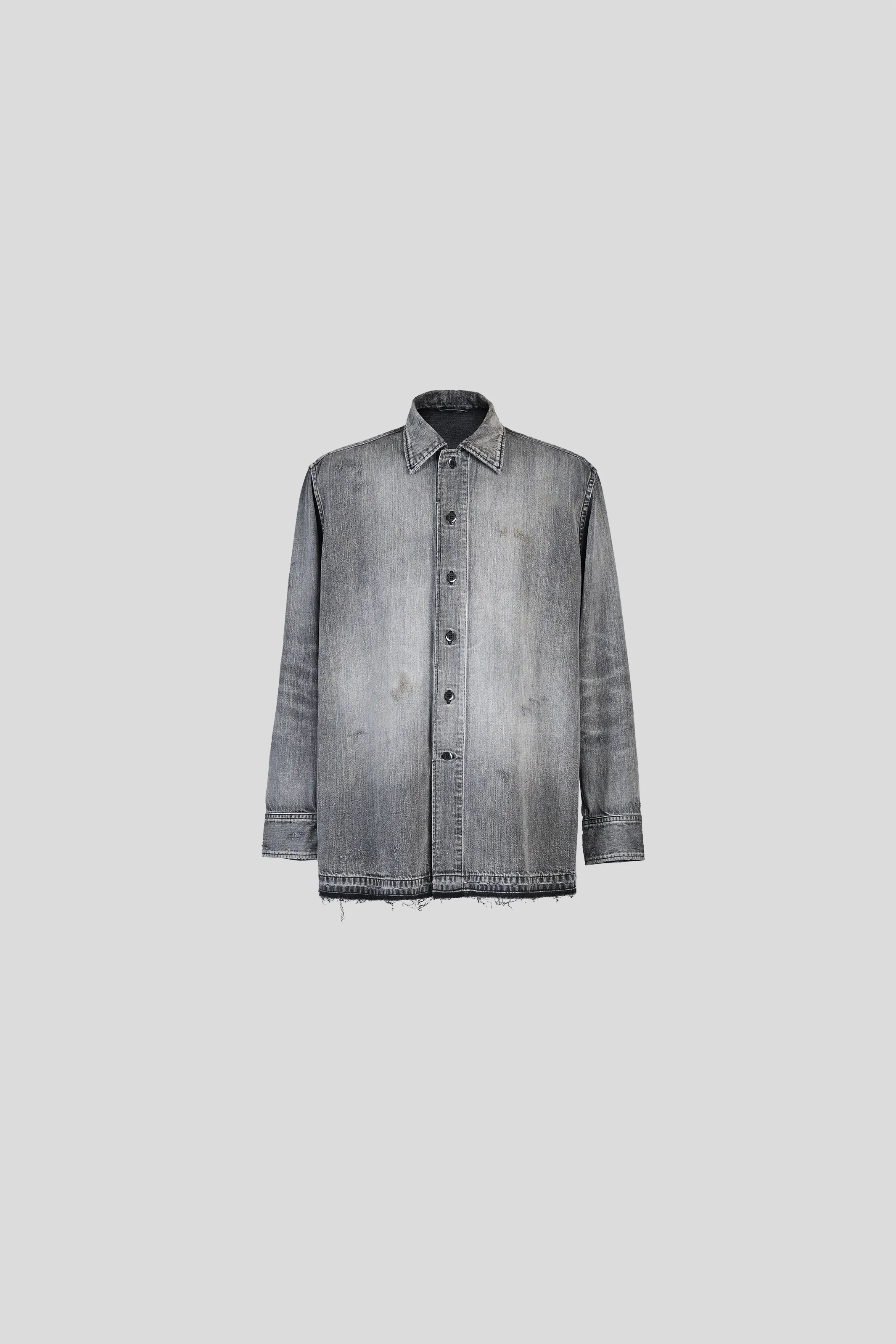 WYATT GRAY CHAMBRAY SHIRT IN DENIM sold by vuja dè