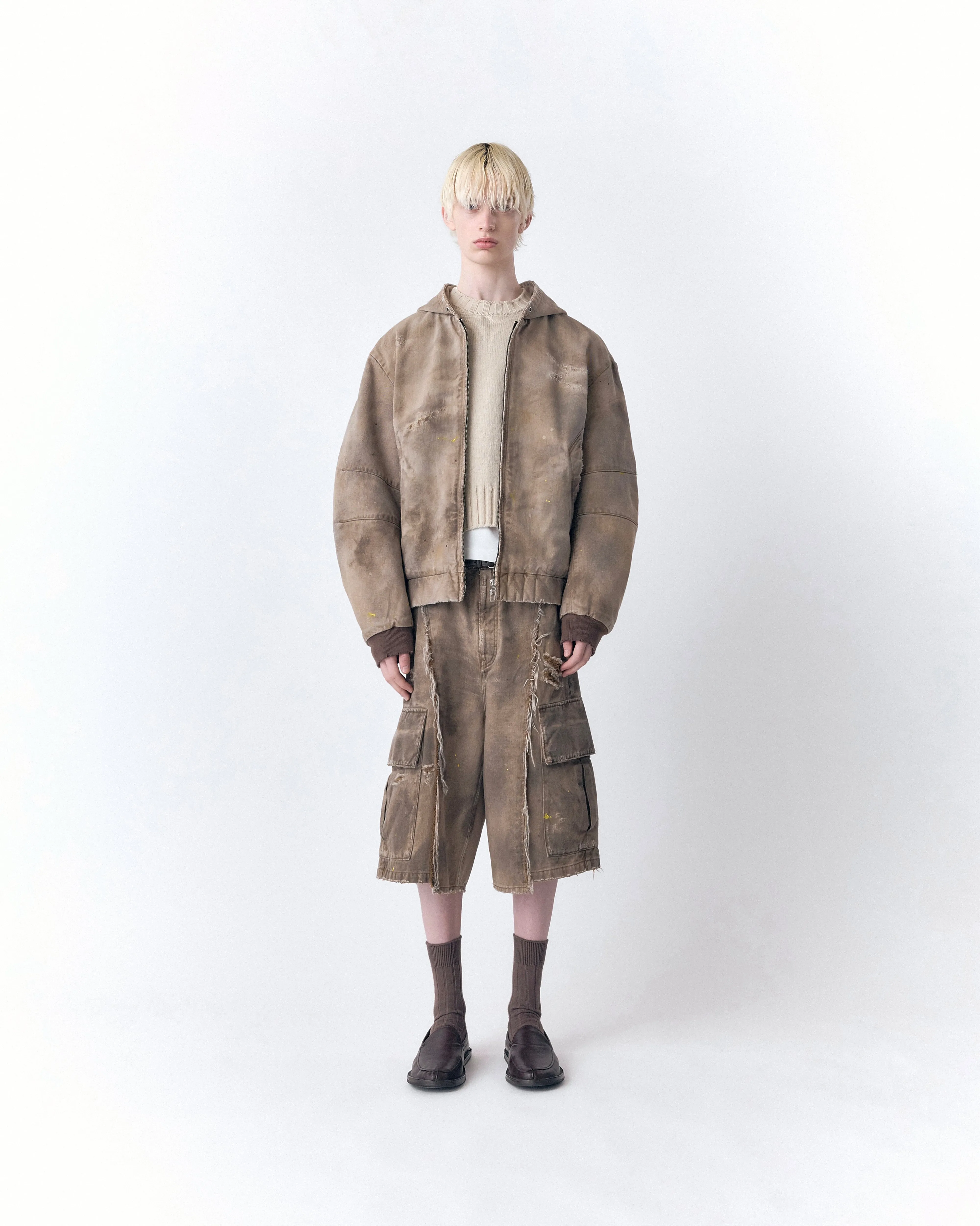 DAX DESTROYED AFFIX CARGO SHORTS IN BRUSHED COTTON sold by vuja dè product image thumbnail 4