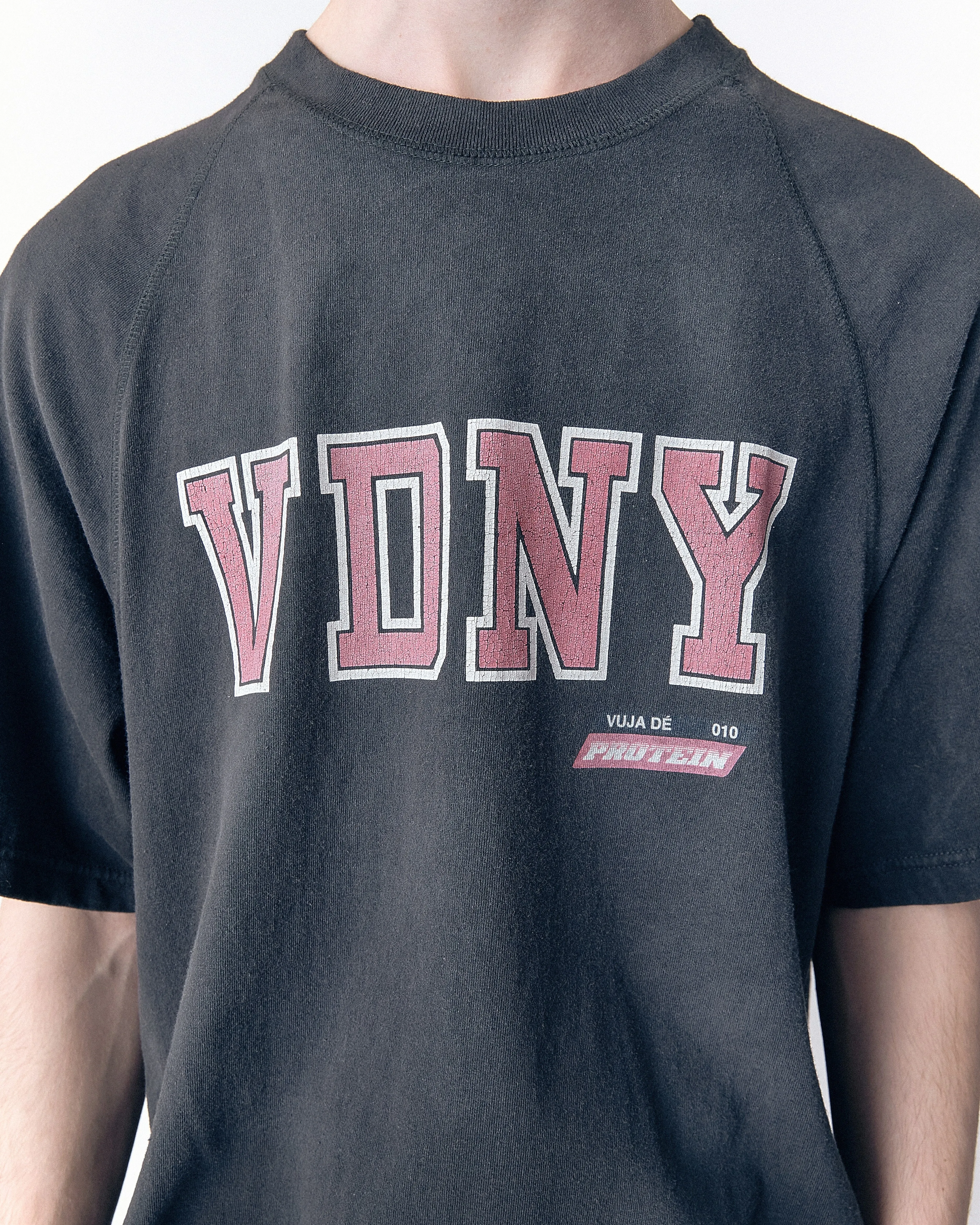 KAPLAN SUNFADED “VDNY” T-SHIRT IN COTTON sold by vuja dè product image thumbnail 3