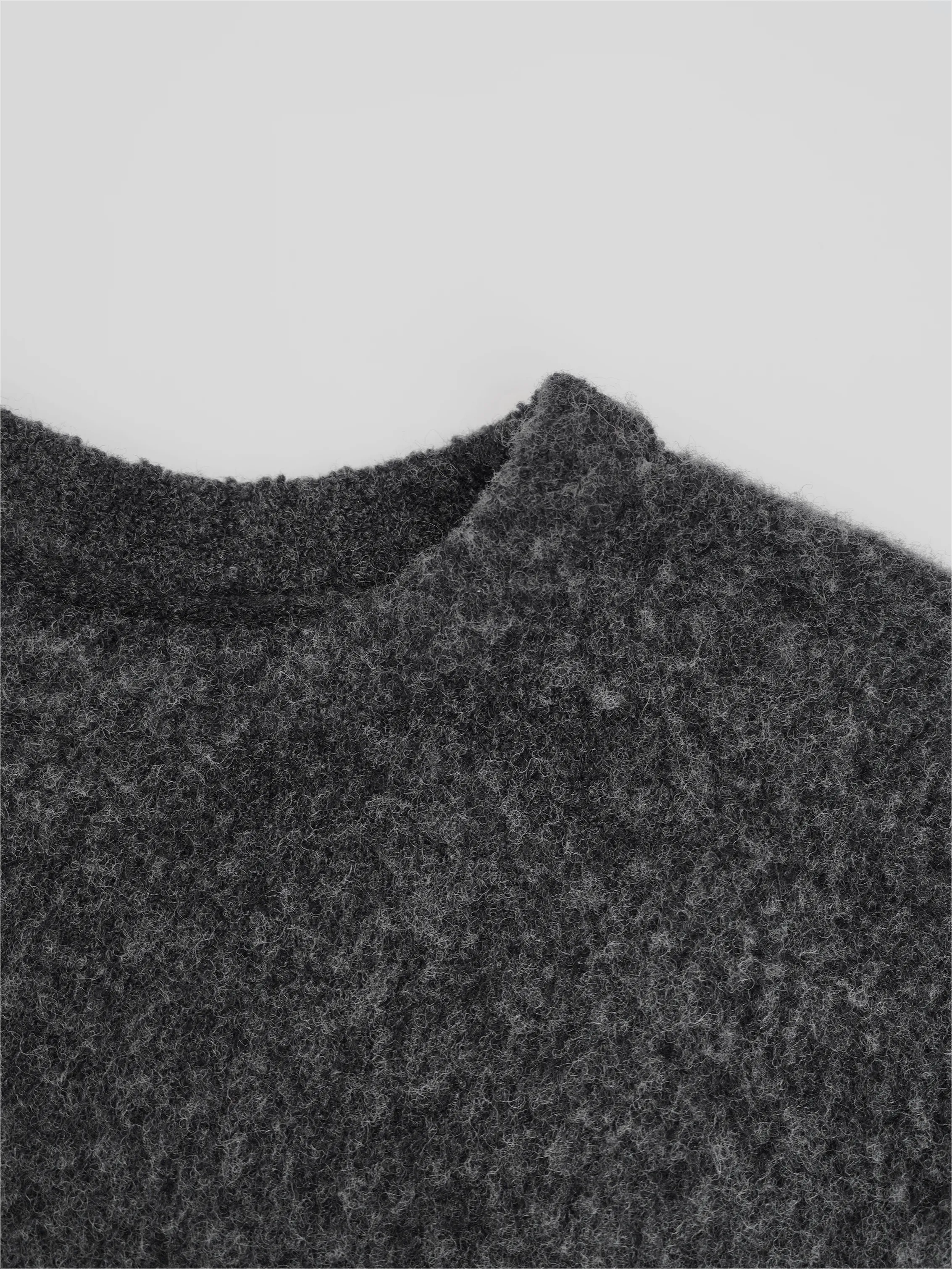 Vujade TERRA WOOL DISTRESSED CREW NECK 【公式通販】