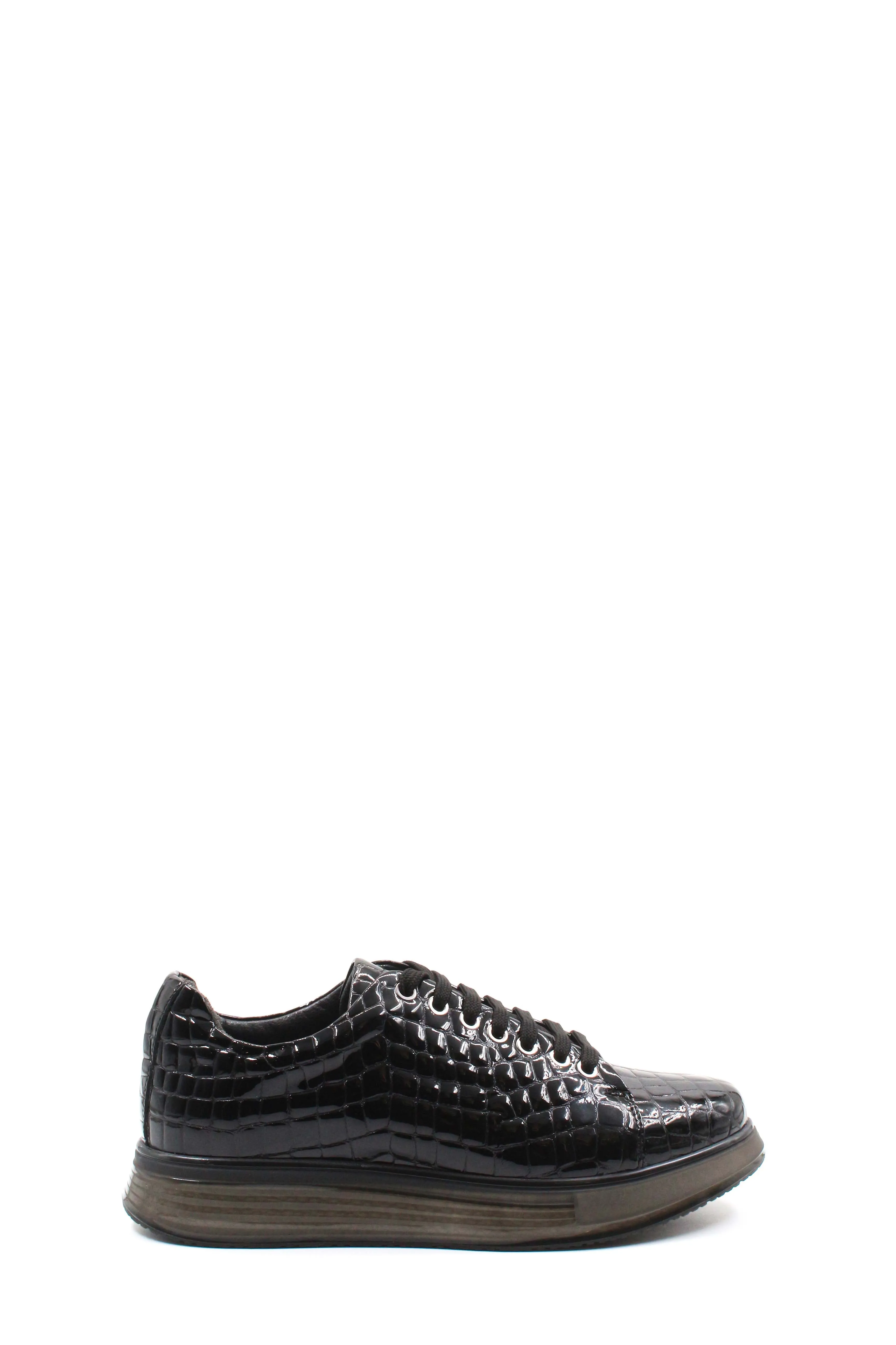 Men's Black Crocodile-Embossed Leather Sneakers with Cushioned Sole - Wessi sold by Wessi