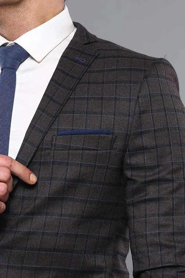 Plaid Brown Jacket with Handkerchief - Wessi sold by Wessi product image thumbnail 2