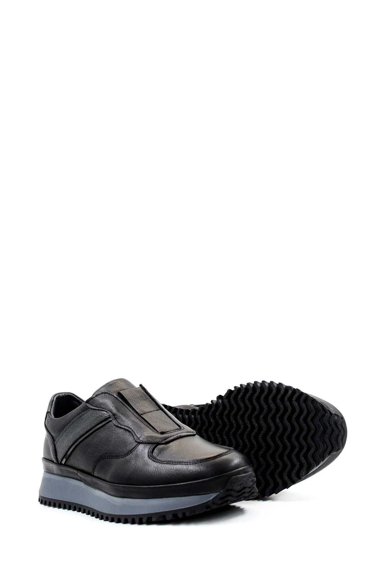 Men's Black Leather Slip-On Sneakers with Cushioned Sole - Wessi sold by Wessi product image thumbnail 4