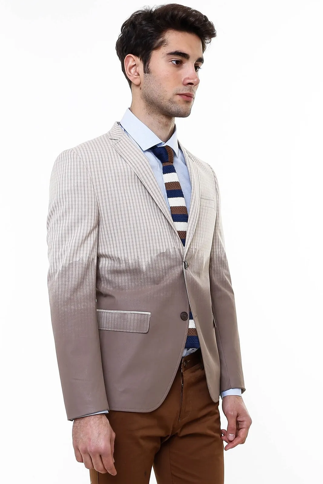 Plaid Patterned 2 Colour Jacket | Wessi sold by Wessi product image thumbnail 2