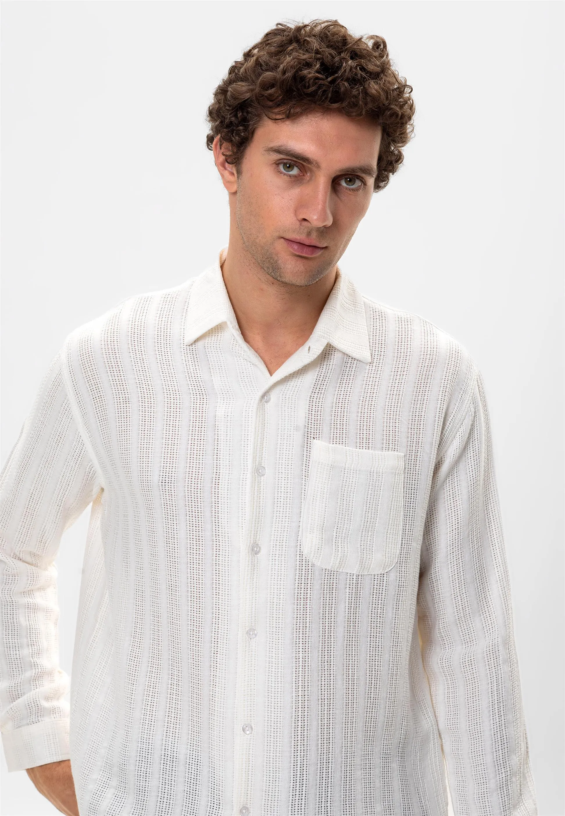 White Knitted Detailed Men's Shirt - Wessi sold by Wessi product image thumbnail 4