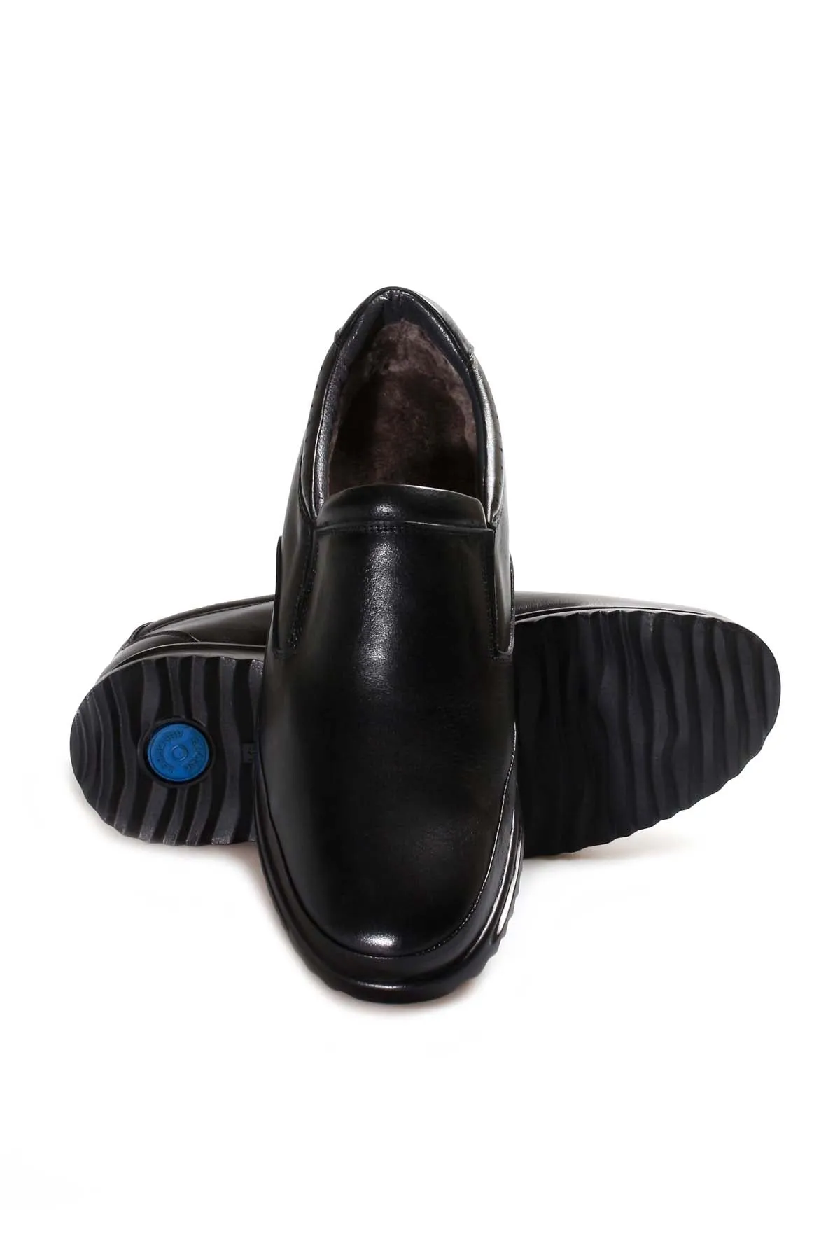 Men's Black Leather Slip-On Loafers with Textured Sole and Fur Lining - Wessi sold by Wessi product image thumbnail 4