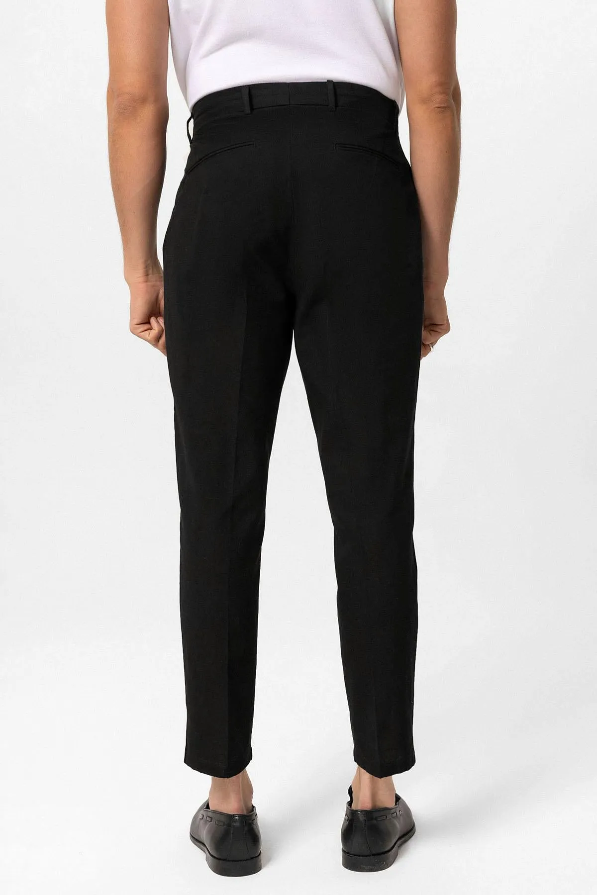 Men's Black Boyfriend Linen Pants - Wessi sold by Wessi product image thumbnail 5