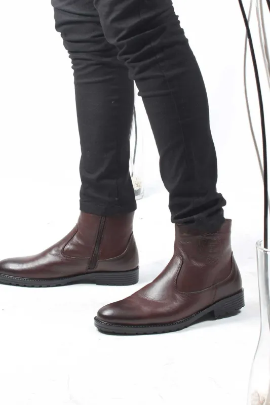Brown Leather Zippered Ankle Boots Wessi sold by Wessi