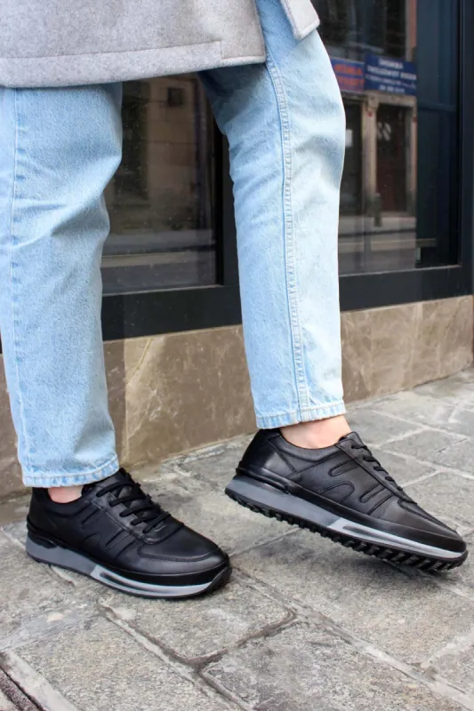 Black Casual Sneakers-Wessi sold by Wessi