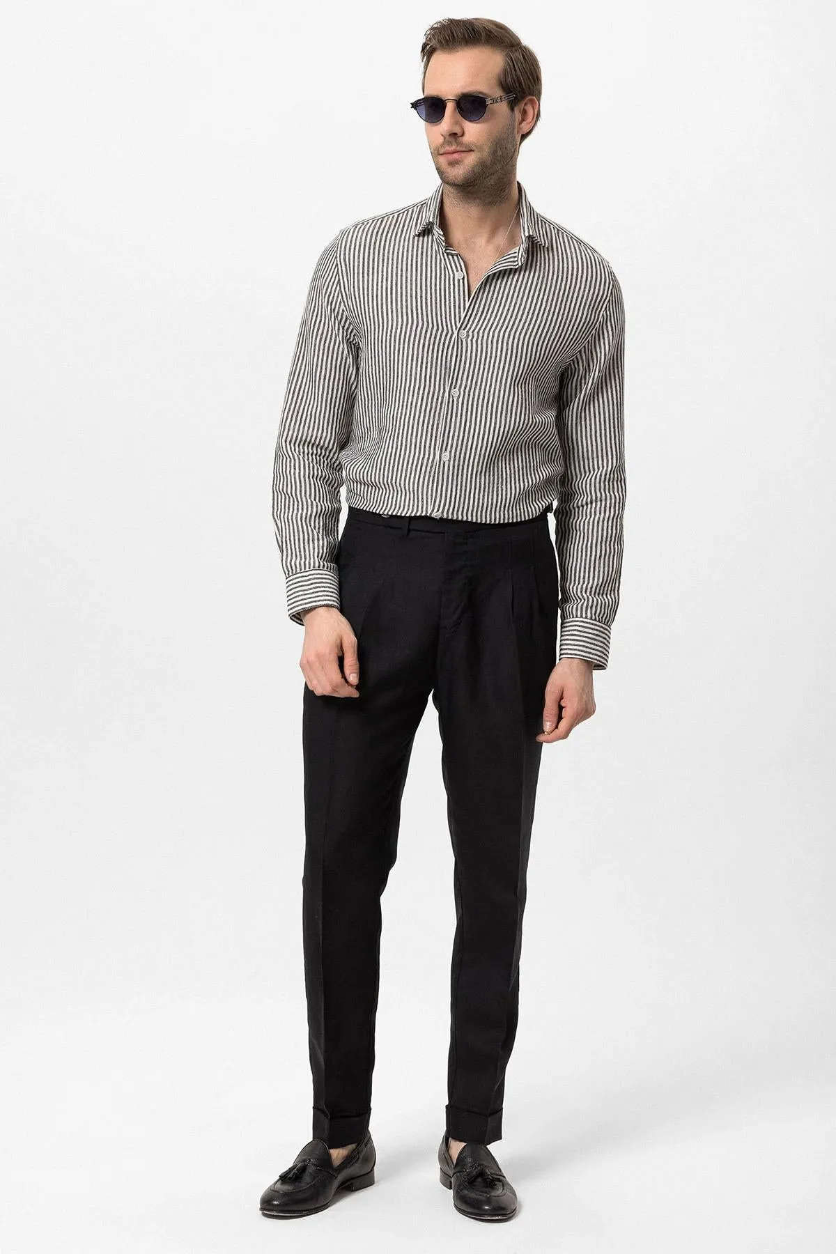 Men's Black Relaxed Fit Basic T-Shirt - Wessi sold by Wessi product image thumbnail 4