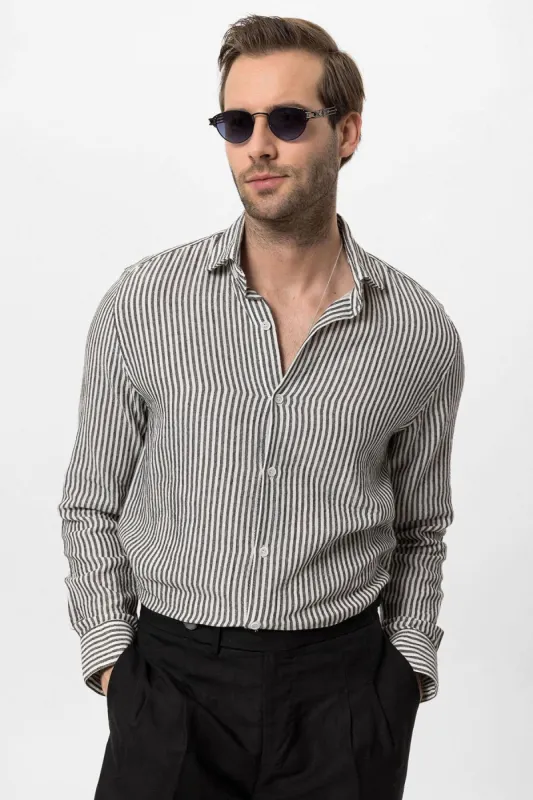 Men's Black Relaxed Fit Basic  T-Shirt - Wessi sold by Wessi