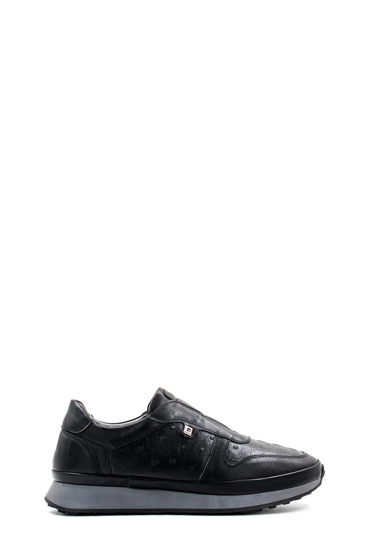 Men's Black Leather Sneakers with Textured Sole - Wessi sold by Wessi