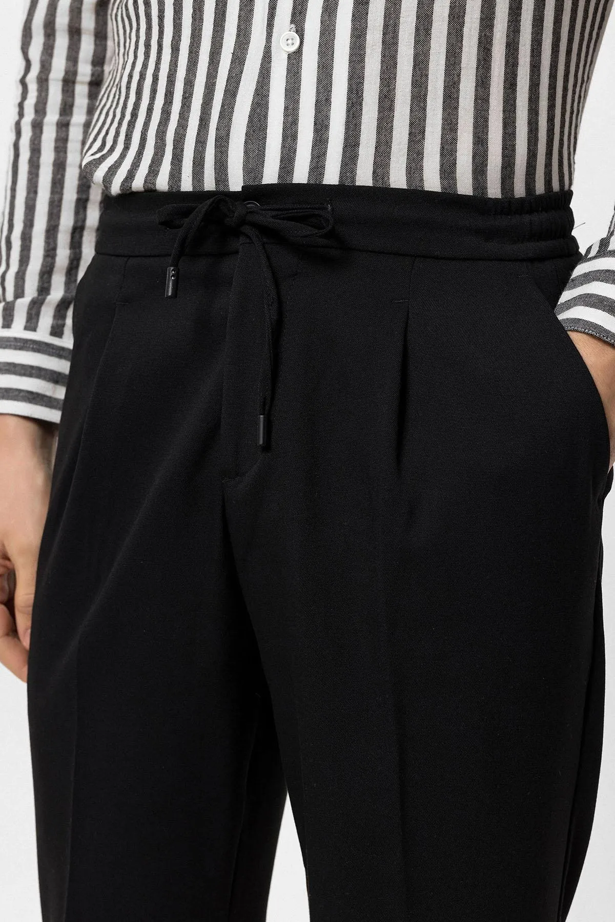 Black Elastic Waist Pleated Men's Trousers - Wessi sold by Wessi product image thumbnail 4