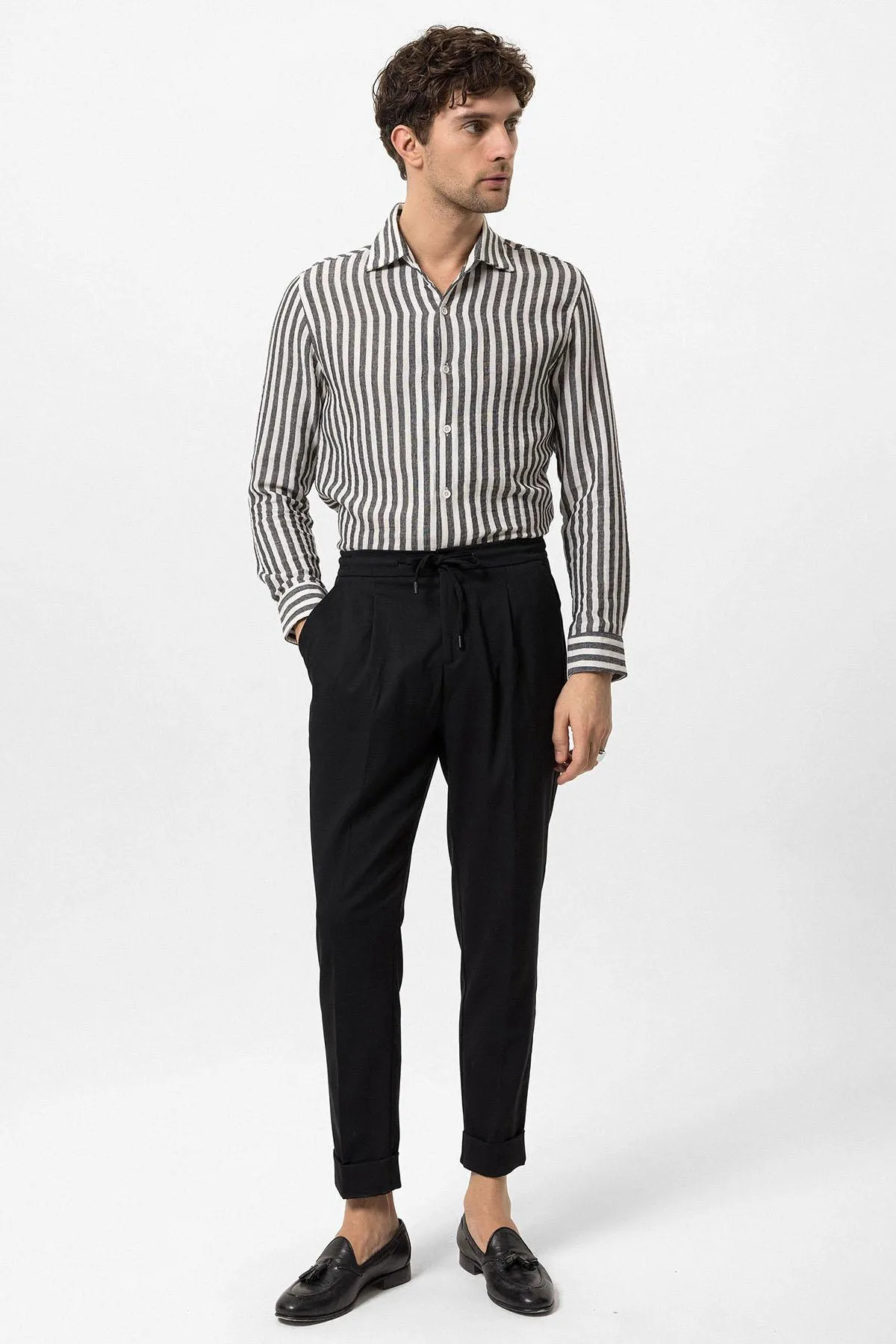 Black Elastic Waist Pleated Men's Trousers - Wessi sold by Wessi product image thumbnail 3