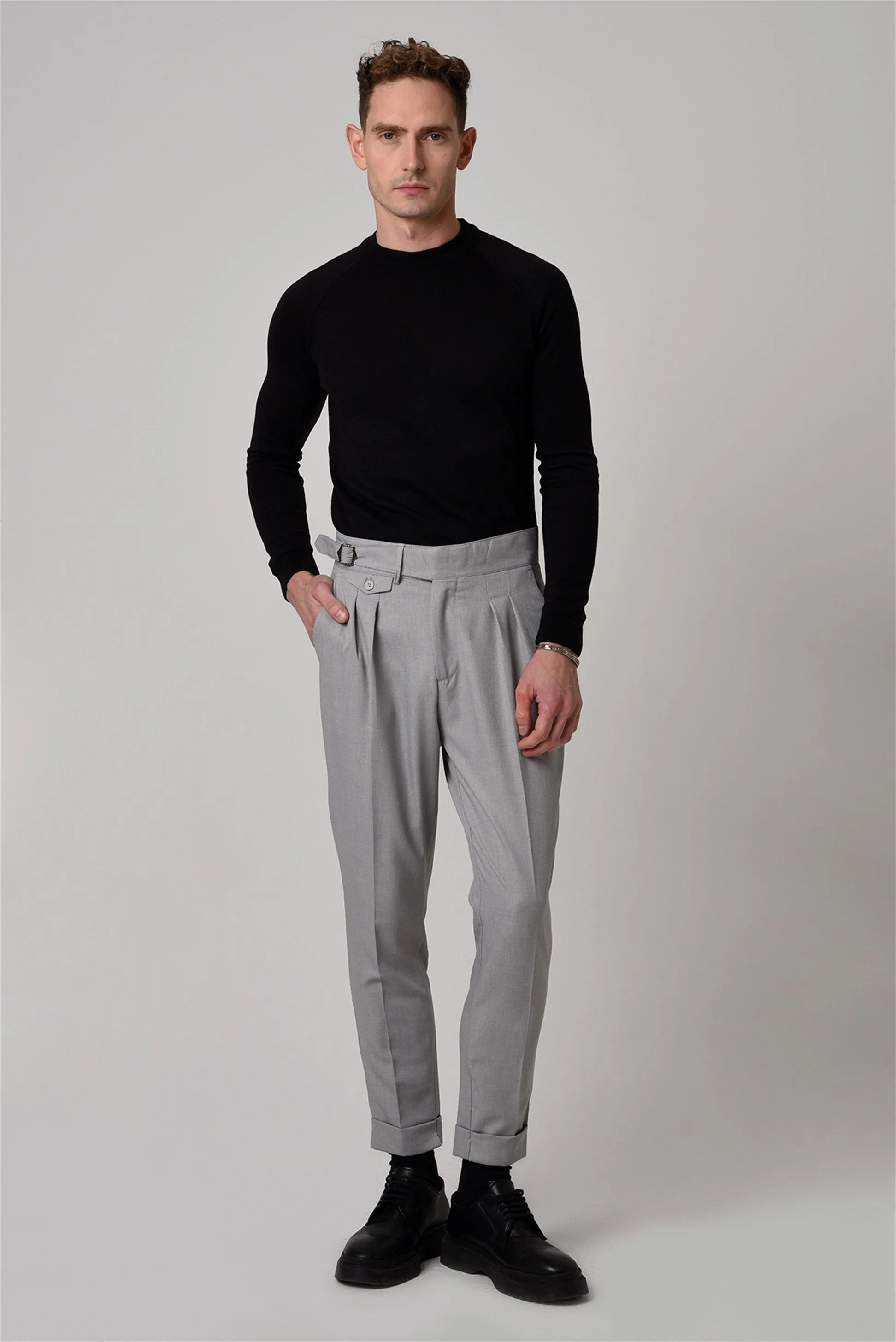 Black Crew Neck Slim Fit Knitwear Sweater - Wessi sold by Wessi