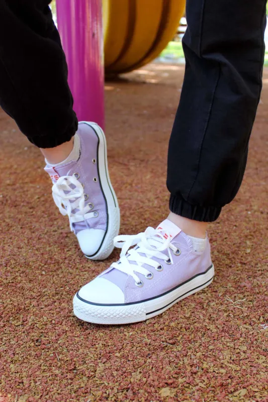 Men's Light Purple Canvas Low-Top Sneakers with White Laces - Wessi sold by Wessi