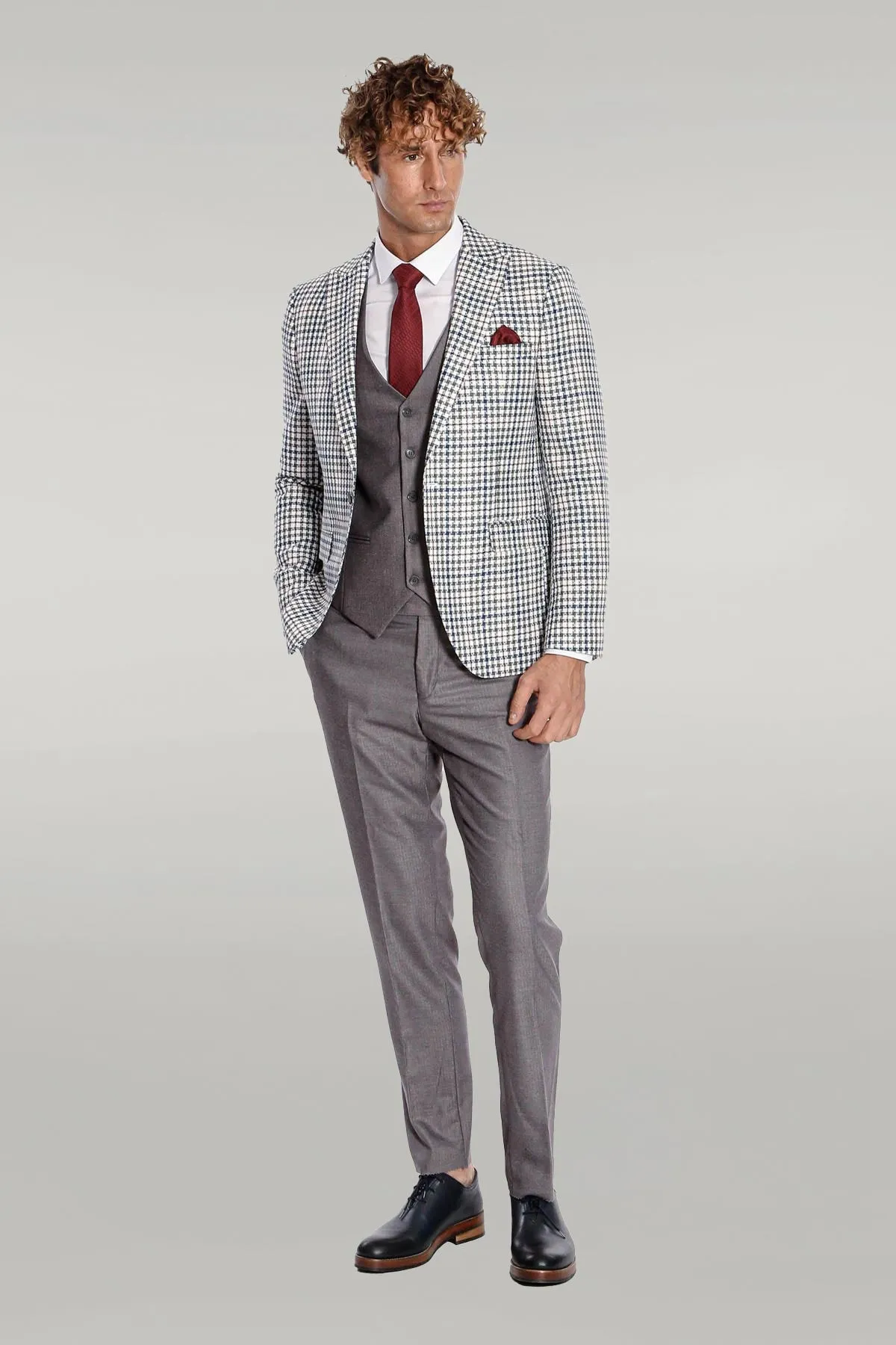 Plaid Grey Men's Suit - Wessi sold by Wessi product image thumbnail 2