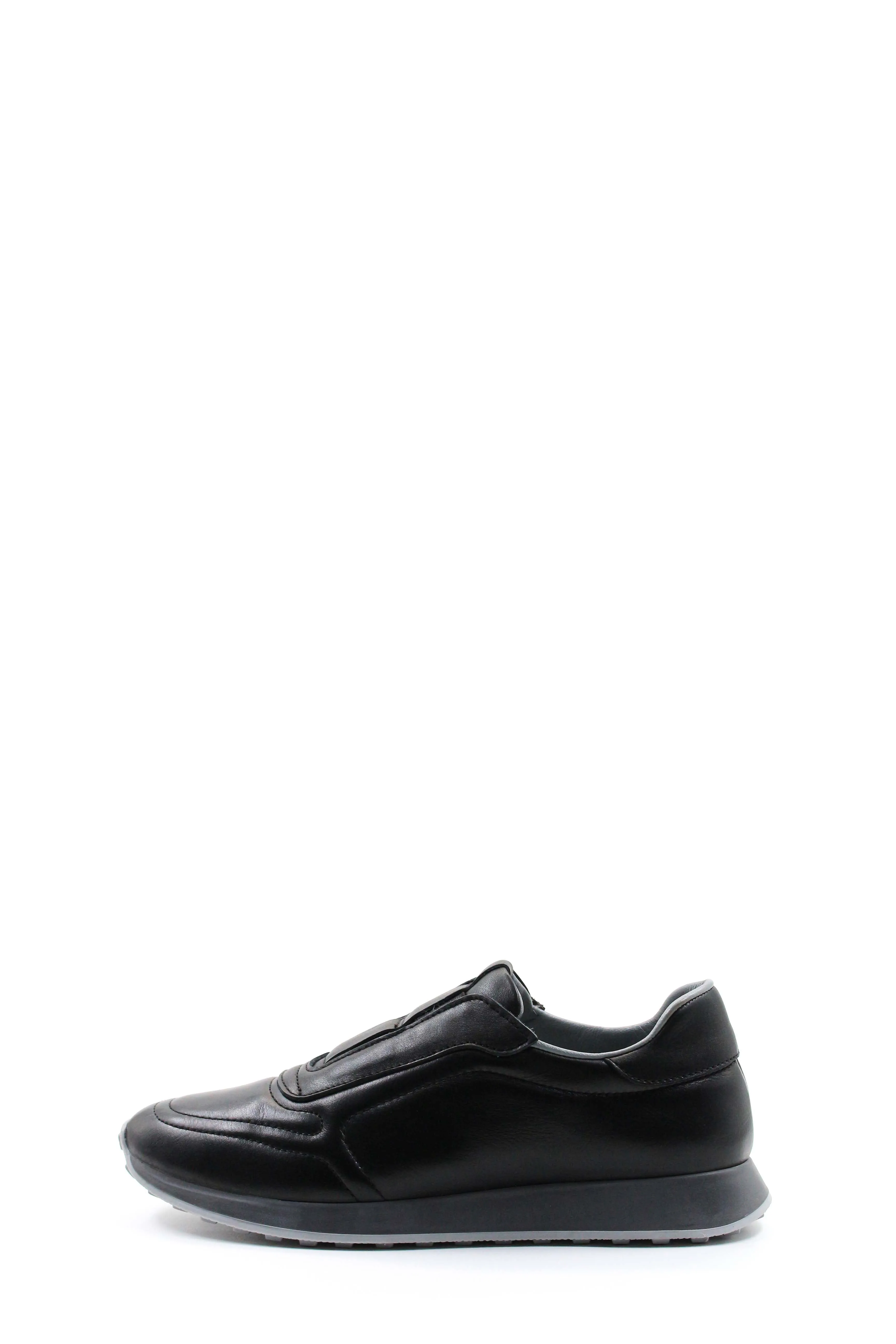 Black Leather Slip-On Sneakers Wessi sold by Wessi product image thumbnail 2