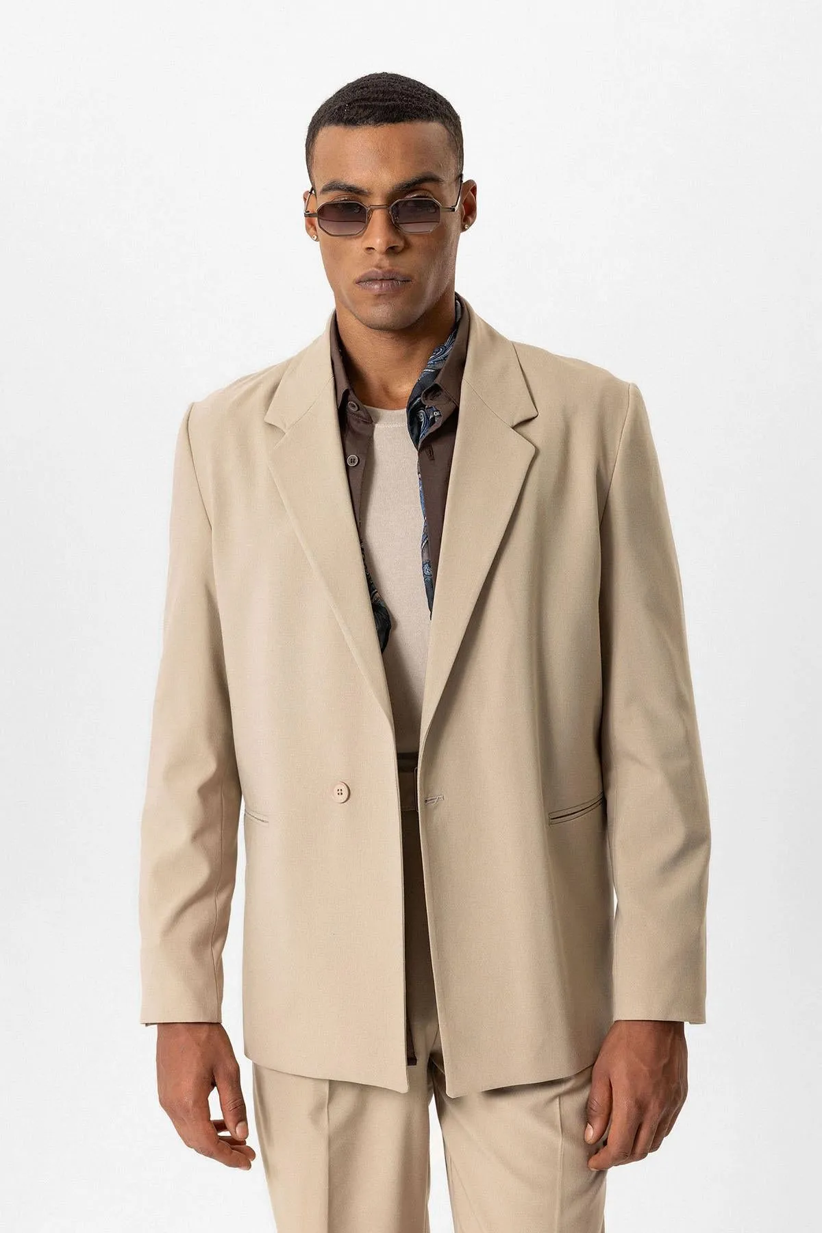 Beige Single-Button Relaxed Men's Blazer Jacket - Wessi sold by Wessi product image thumbnail 4