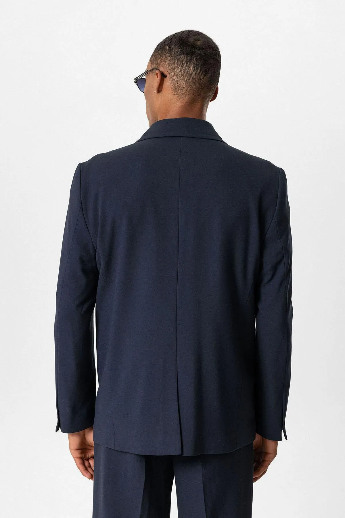 Navy Single-Button Relaxed Men's Blazer Jacket - Wessi sold by Wessi product image thumbnail 5