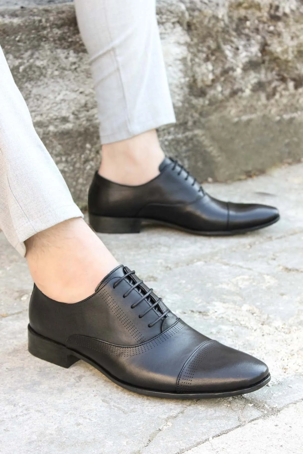 Men's Black Leather Cap Toe Oxfords-Wessi sold by Wessi