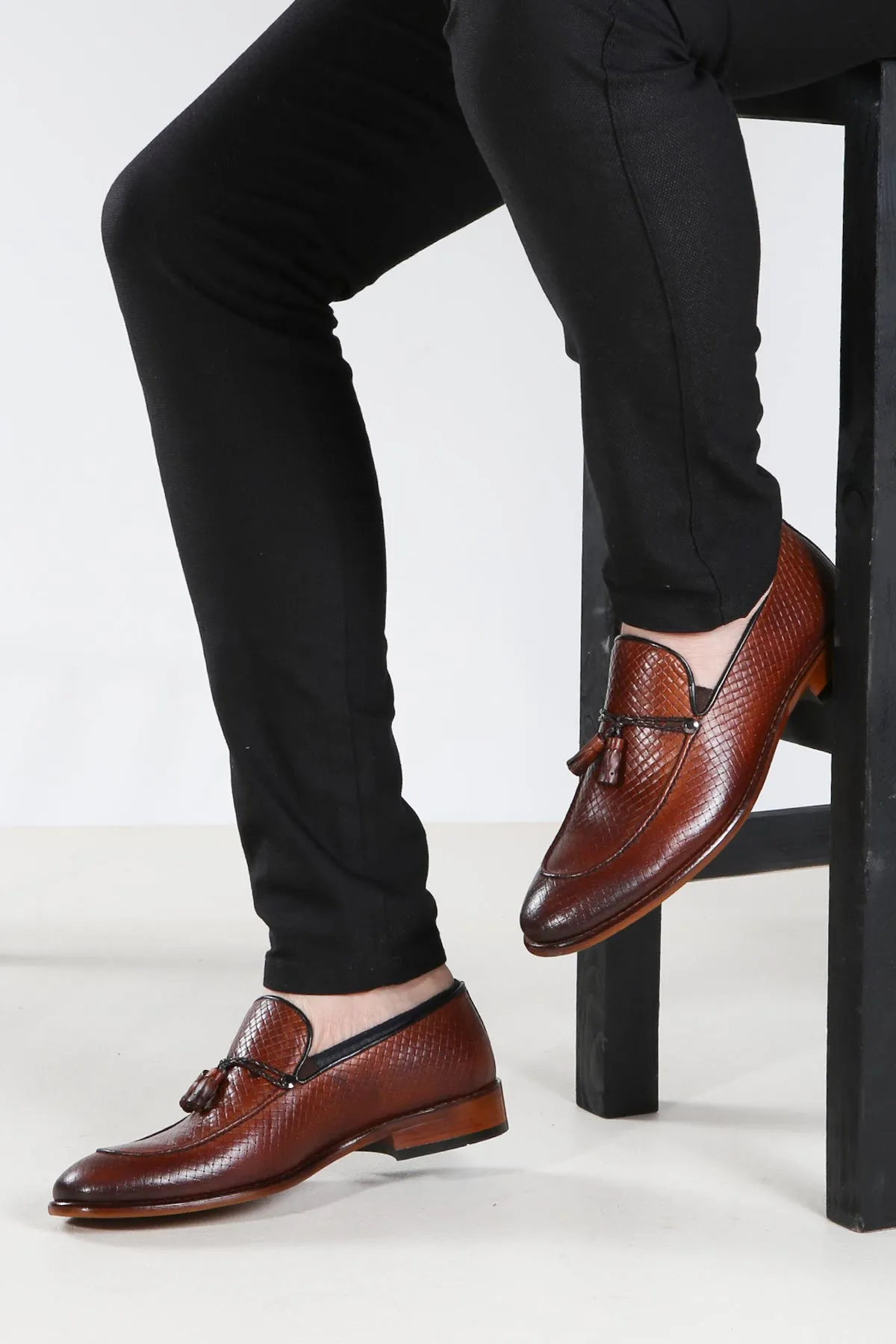 Men's Brown Textured Leather Loafers with Tassel Detail - Wessi sold by Wessi