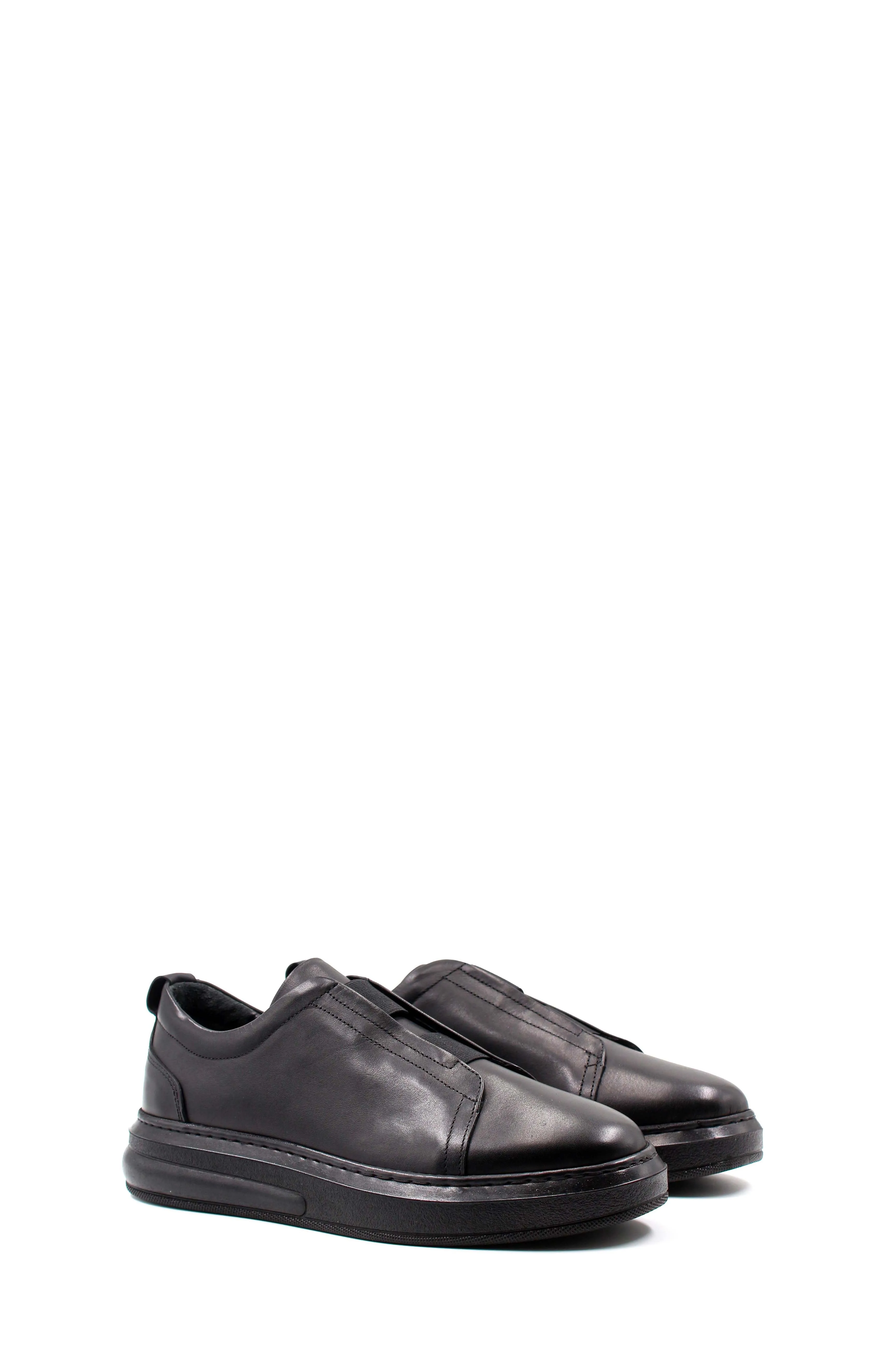 Black Leather Slip-On Sneakers-Wessi sold by Wessi product image thumbnail 4