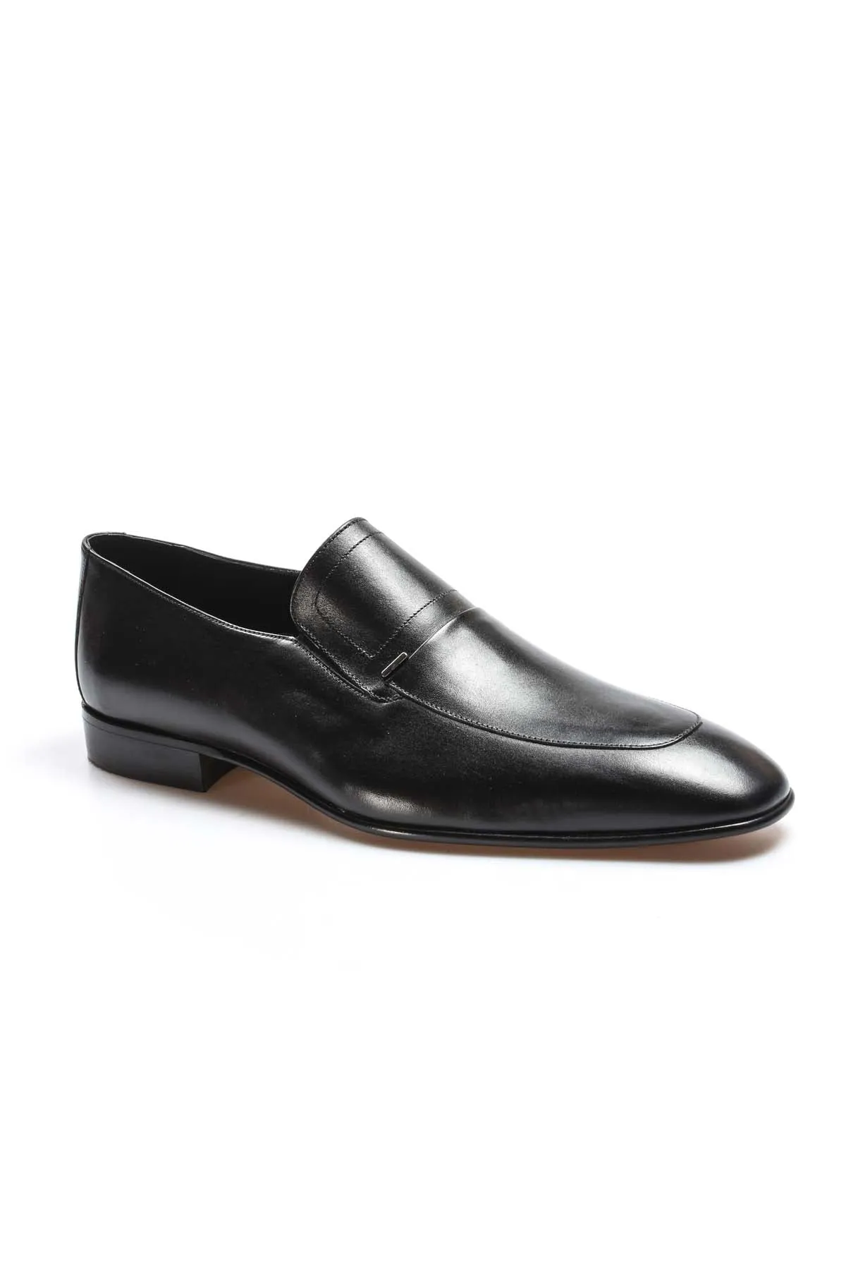 Men's Black Leather Loafers with Sleek Design and Minimal Stitching sold by Wessi product image thumbnail 3