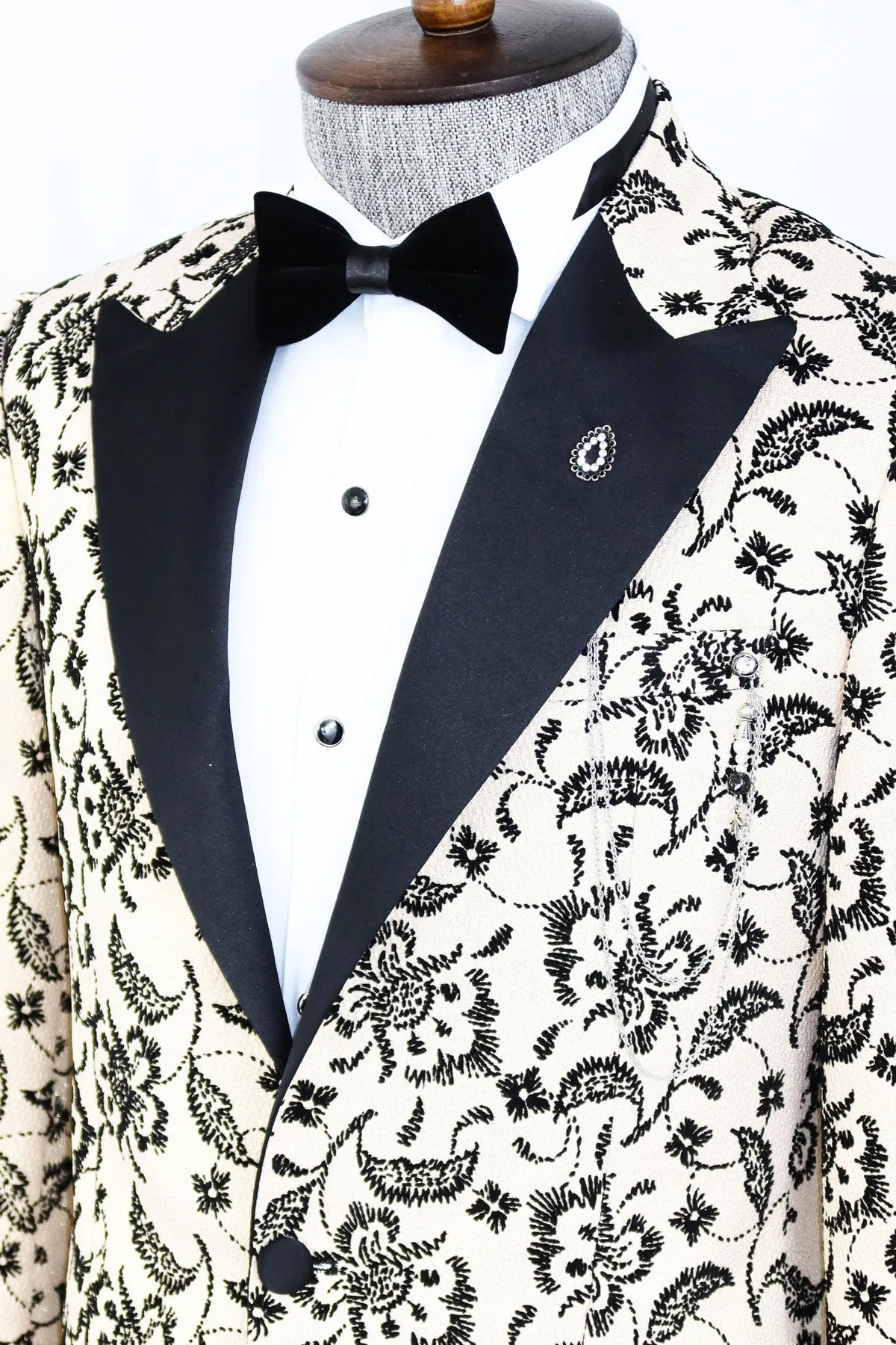 Floral Patterned Peak Lapel Cream Men Wedding Blazer - Wessi sold by Wessi product image thumbnail 3