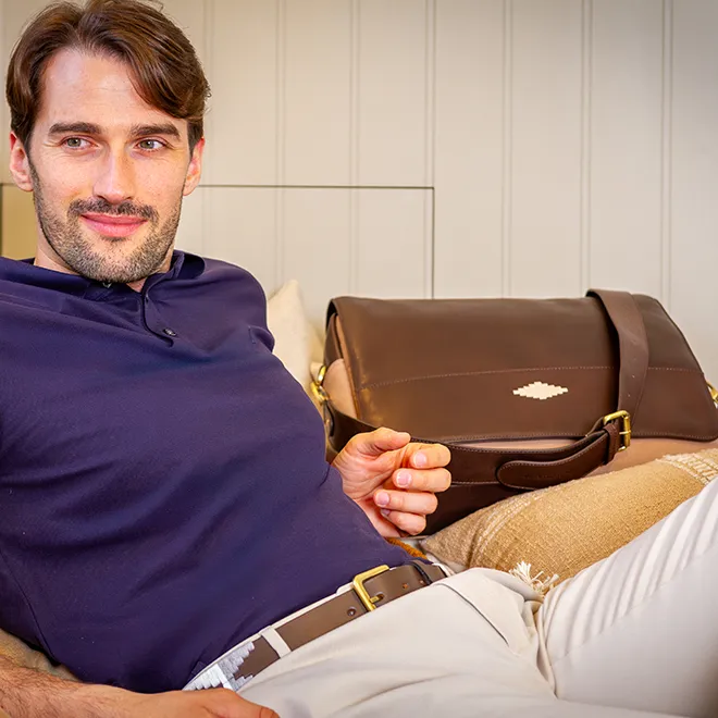 Entregar Messenger Bag - Brown Leather with Cream Stitching sold by Pampeano product image thumbnail 3